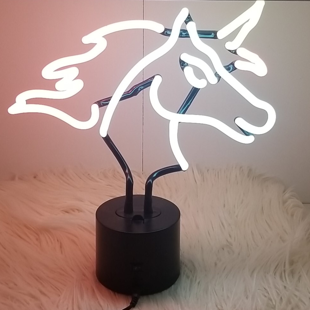 Unicorn desk lamp - Picture 3 of 4